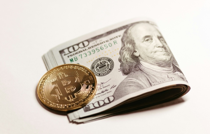 Central Bank Digital Currency (CBDC) vs Decentralized Crypto Systems: A Comprehensive Comparison