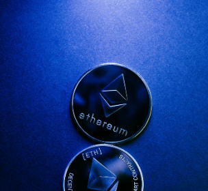 Navigating Legal Risks in Decentralized Finance Protocols