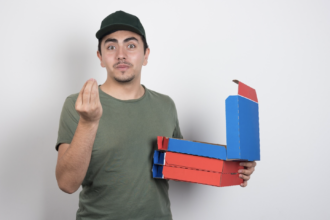 Custom Reverse Tuck End Boxes: Benefits, Applications, and Design Tips